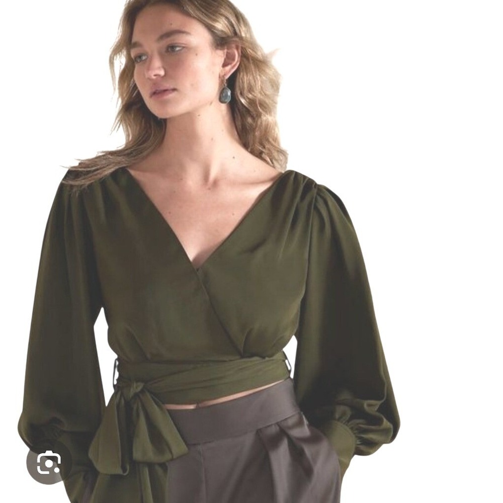 Banana Republic Olive Green Balloon Sleeve Wrap Tie Waist Top Satin Cropped 12